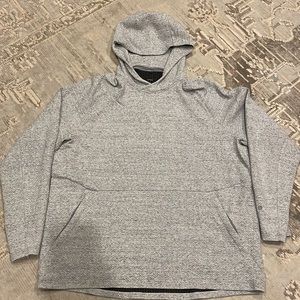 Lululemon tag-less men’s hoodie